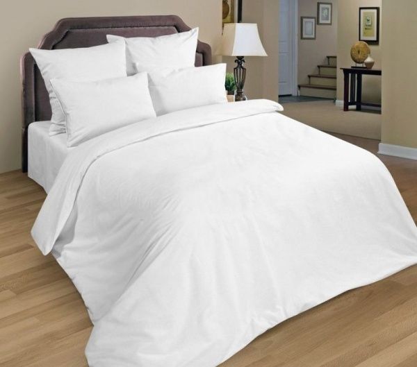 Простыня 1,5 Сп., бязь отб. (160х220), ц/кр. (пл.140 г/кв.м)