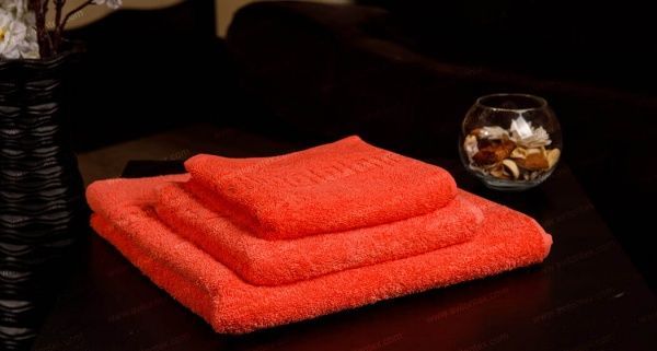Полотенце махровое 70х140 цв. коралловый, 35001, пл. 430гр.Туркмения А